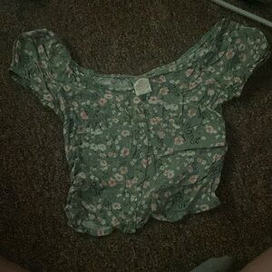 No Boundaries crop top green and floral print